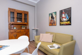 Modern Apt for 4 in Historical Building - Duomo View